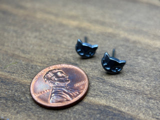 Cat Studs