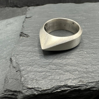 Point Ring