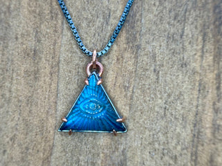 Labradorite Oracle Pendant