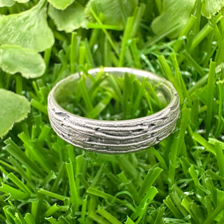 Madrone Ring in Silver