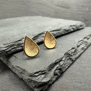 Gold Teardrop Posts