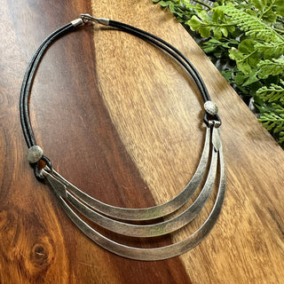 Hammered Collar