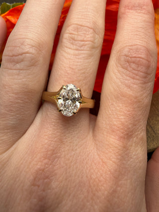 Oval Covet Ring