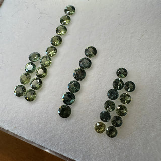 G002: Green Round Sapphires