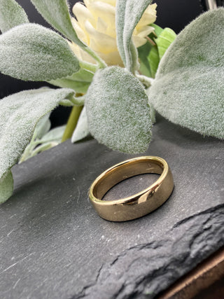 European Style Gold Band
