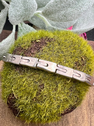 U-Line Bracelet
