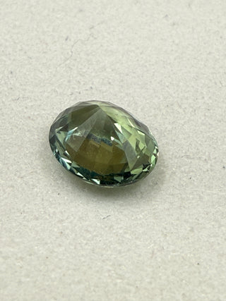 SAP224 Green Oval Sapphire