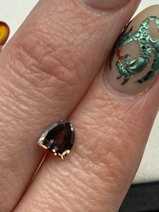 SAP216- Burgundy Shield Sapphire