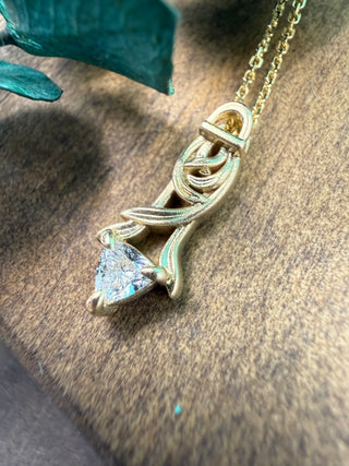 Espalier Pendant