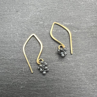 Mini Wisteria Caviar Earrings - GFOX