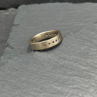 Modern Black Diamond Band