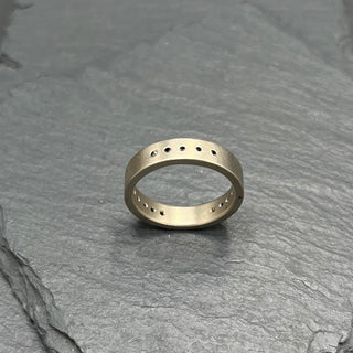 Modern Black Diamond Band