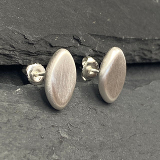Ellipse Studs