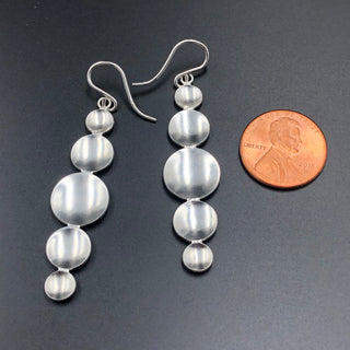 Parabolic Disc Line Earrings
