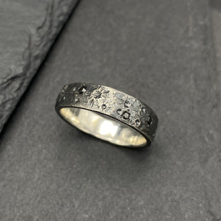 Craters of the Moon Ring with Black Diamonds