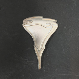 Flower Brooch or Boutonniere