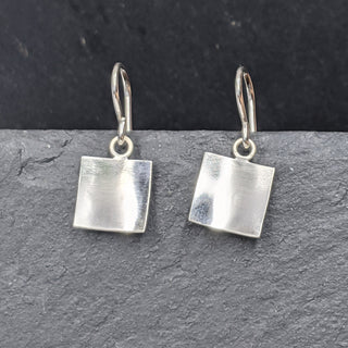 Concave Square Dangles