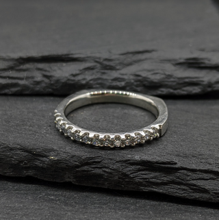 Half Eternity Band